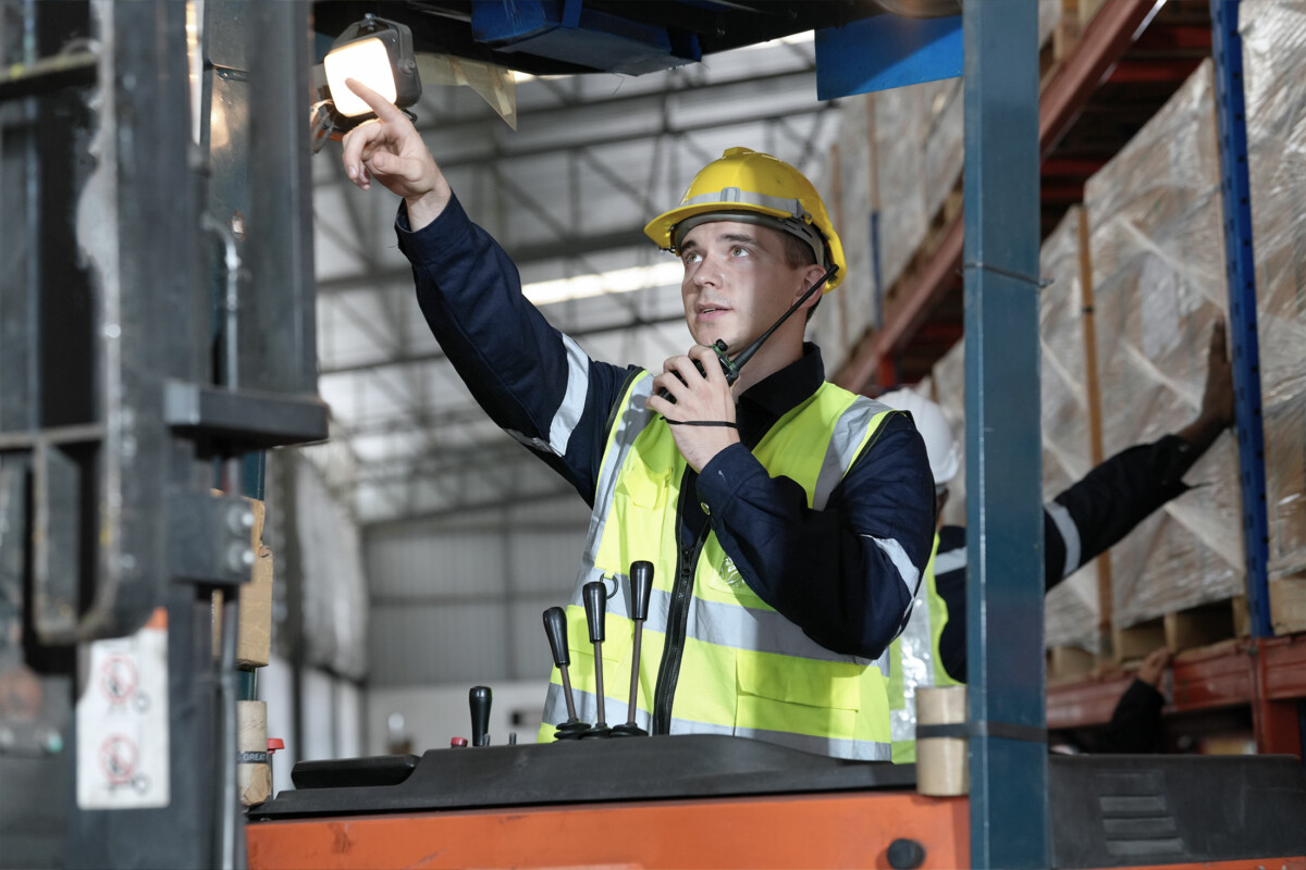 Be- und Entladung von Containe